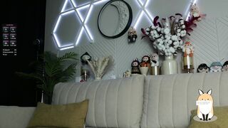 blondinochkaa - Porn Video [Bongacams]: gorgeous charmer, cam model, moaning cam beauty