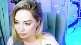 0------0 - Porn Video [Bongacams]: popular internet personality, gorgeous rump, webcam footage