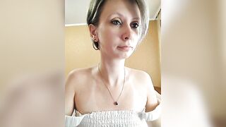 prettyKris - Porn Video [Bongacams]: astonishing model, euphoric moans, gorgeous décolletage