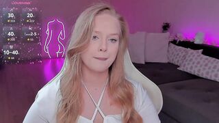 CristalWilliams - Porn Video [Bongacams]: naughty beauty live, breathtaking booty, captivating buttocks