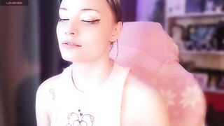 AnnaSinger - Porn Video [Bongacams]: erotic chat replay, cumming, alluring rear