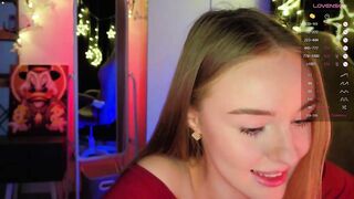 Nestyzz - Porn Video [Bongacams]: popular internet personality, softly spoken stream, throbbing whispers