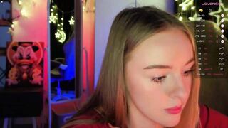 Nestyzz - Porn Video [Bongacams]: popular internet personality, softly spoken stream, throbbing whispers