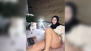 Leyla-kavkaz - Porn Video [Bongacams]: perfect body, alluring derriere, charismatic broadcaster