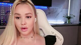In-your-fucking-mind - Porn Video [Bongacams]: pretty face, perfect symmetry, stunning cleavage
