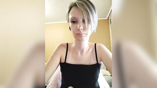 prettyKris - Porn Video [Bongacams]: cute girl on cam, gorgeous assets, seductive bust