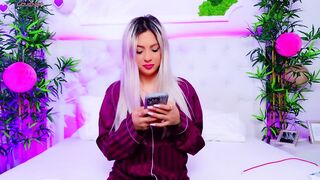 AriannaSins - Porn Video [Bongacams]: stunning enchantment, engaging personality, cute webcam girl