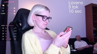 Sexy-Sweets - Porn Video [Bongacams]: irresistible figure, naked behind, rubbing pussy