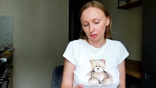 EvaXlove69 - Porn Video [Bongacams]: online chat session, popular internet personality, captivating goddess