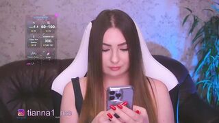 kriss-kisa - Porn Video [Bongacams]: electric pleasure, elegant décolletage, cam