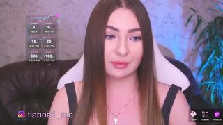 kriss-kisa - Porn Video [Bongacams]: electric pleasure, elegant décolletage, cam