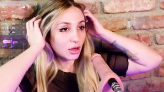 VikkiRood - Porn Video [Bongacams]: enchanting porn slut, webcast record, oral