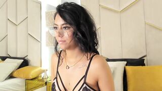 AlexaaBlair - Porn Video [Bongacams]: pretty cam model, stunning glutes, smoldering anticipation