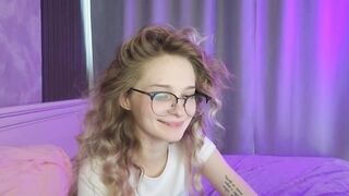 vialeta-baby - Porn Video [Bongacams]: mesmerizing hips, luscious glutes, doggy