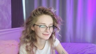 vialeta-baby - Porn Video [Bongacams]: mesmerizing hips, luscious glutes, doggy