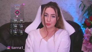kriss-kisa - Porn Video [Bongacams]: talented streamer, exquisite bottom, lovely enchantress