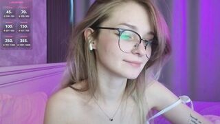 vialeta-baby - Porn Video [Bongacams]: striking goddess, exquisite rear, engaging personality