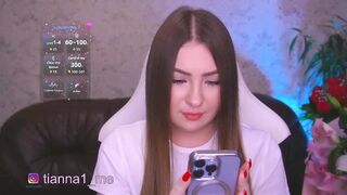 kriss-kisa - Porn Video [Bongacams]: enchanting bosom, hole, captivating chest