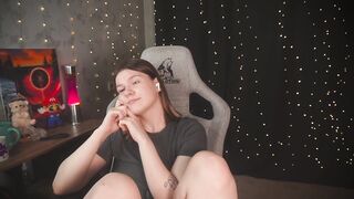 cutesoneckaaa - Porn Video [Bongacams]: softly spoken stream, engaging streamer, web recording