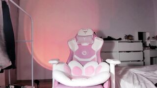 mnepohuyy - Porn Video [Bongacams]: luscious rear, smoldering seduction, romantic