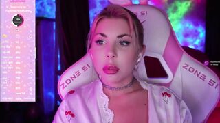 Cool-Baby - Porn Video [Bongacams]: lovely mounds, captivating buttocks, sweet girl