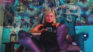 Mistress-Gwen - Porn Video [Bongacams]: interactive toy, sister, webcast record
