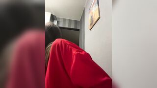 hothoneybabe - Porn Video [Bongacams]: perfectly shaped décolletage, fingering, luscious glutes