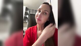 hothoneybabe - Porn Video [Bongacams]: perfectly shaped décolletage, fingering, luscious glutes