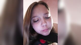 vaverika - Porn Video [Bongacams]: vibrant content creator, svelte frame, playing