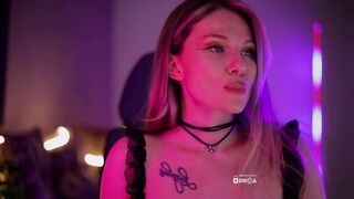 DianaMurr - Porn Video [Bongacams]: captivating rear, voluptuous porn slut, heavenly proportions