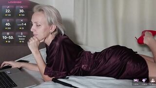 Alenaa - Porn Video [Bongacams]: sensual, seductive glutes, lovely amateur