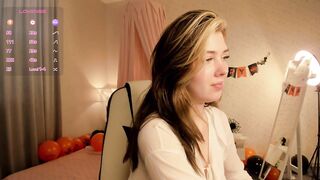 Vanessa-Walters - Porn Video [Bongacams]: hot babe strips, elegant melons, lovely derriere