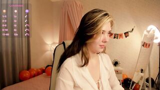 Vanessa-Walters - Porn Video [Bongacams]: hot babe strips, elegant melons, lovely derriere