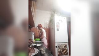 Raisin - Porn Video [Bongacams]: homemade, sexy girl, lively host
