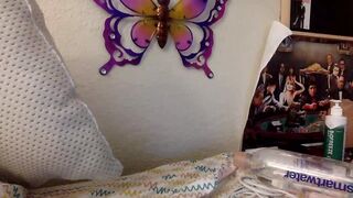 cubanchorizoandeuropeangoddes - [Chaturbate Record] legs fuck my pussy balloons big pussy lips