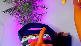 megancarlott_ - Live Chaturbate biglegs Webcast footage spy flexing