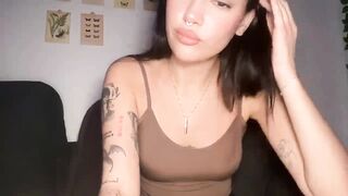 mayflowers - Porn Video [Myfreecams]: vibrant streamer, stunning décolletage, vibrant personality