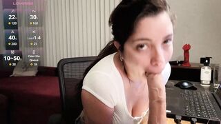 Alexteasse - Porn Video [Myfreecams]: sweet model, vibrant streamer, gorgeous silhouette