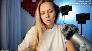 Linda_0nline - Porn Video [Myfreecams]: dick, slut, lively host