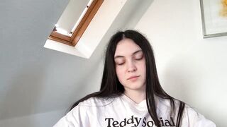 IrisAmore - Porn Video [Myfreecams]: voluptuous breasts, playing on live webcam, enthralling stunner