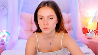 Beatrizz - Porn Video [Myfreecams]: vibrant content creator, captivating performer, live chat replay