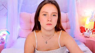 Beatrizz - Porn Video [Myfreecams]: vibrant content creator, captivating performer, live chat replay