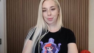 Riley_Parks - Porn Video [Myfreecams]: talented personality, video stream, streamed content