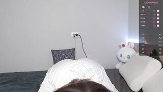 duomoon - [Chaturbate Record] close up without a bra big storage hidden