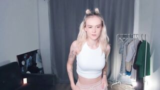 lili_summer - [Chaturbate Record] strip cam porn chaturbate piercing