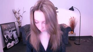 _ameliaaaa__ - [Chaturbate Record] big storage balloons dirty talk cam show