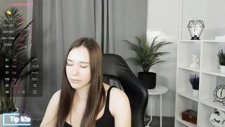 erinslexie - [Chaturbate Record] oral sex long hair orgasm ticket show