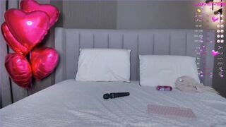 wildsexalexandalexis - Cum Goal  Video footjob pink cum goal