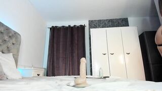 bella_halls - [Chaturbate Record] solo smile pussy whores