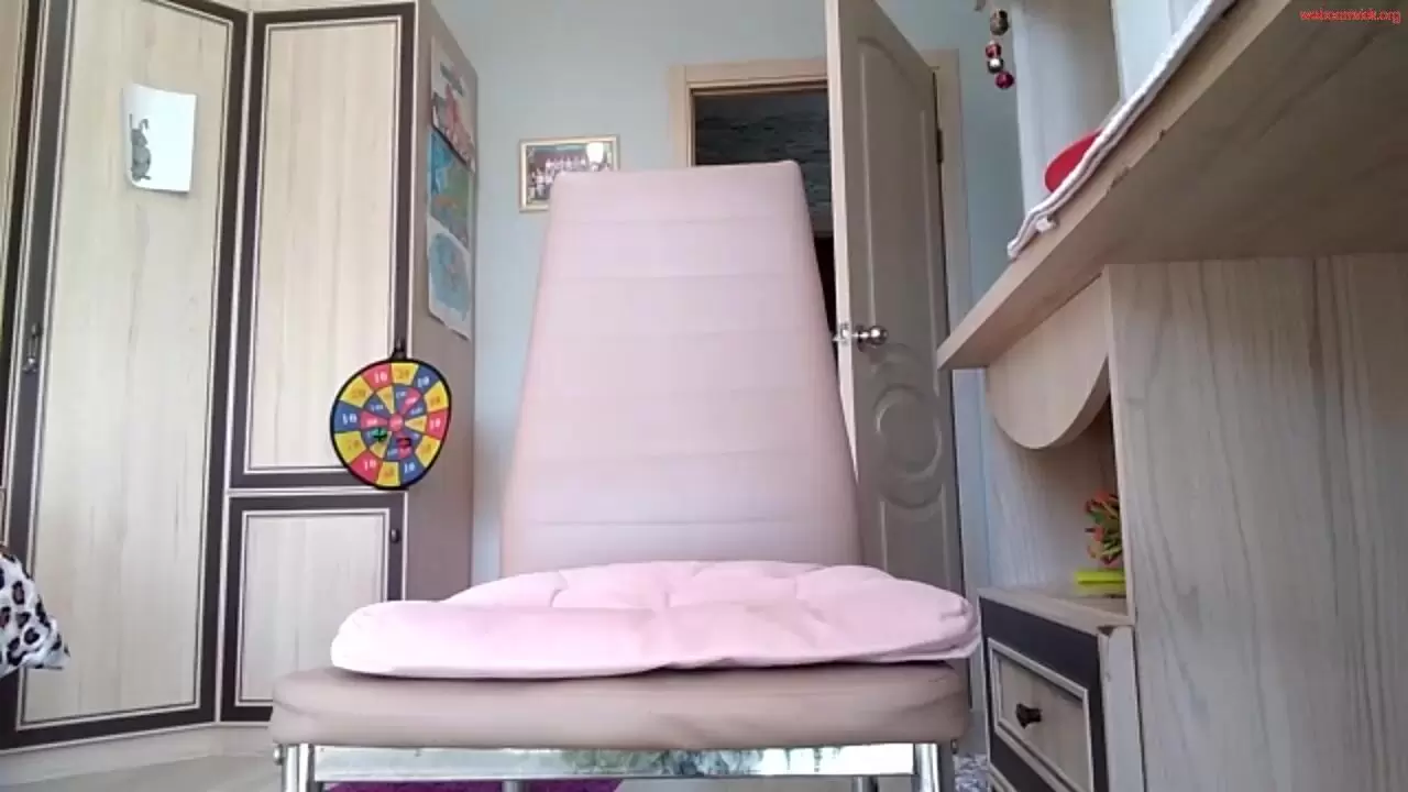 Littlesubgirl_